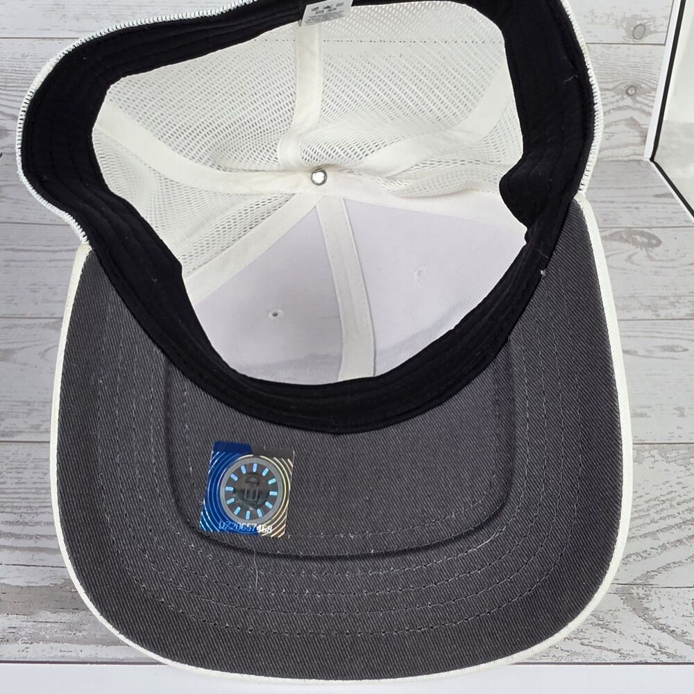 Nike Arkansas Razorbacks XL Dri Fit White Rise Cap - Picture 5 of 6